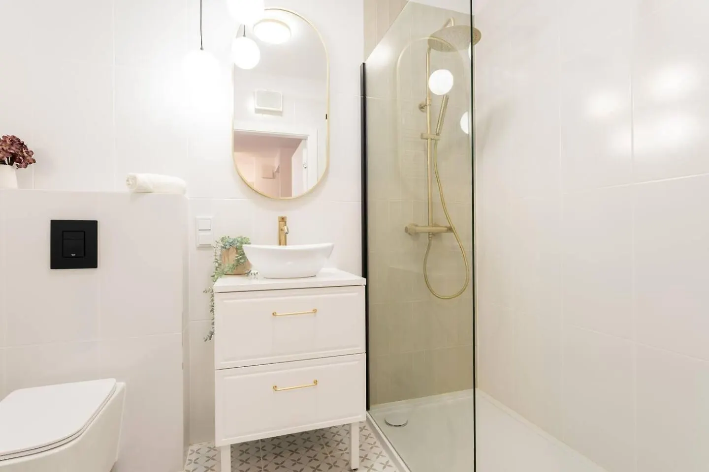 Rosewood Apartment Wiktoryn Varsavia 0*,  Polonia